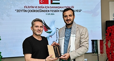 Bağcılar’da Çocuklar, Gazze’deki Zeytin Ağacı Katliamını Tespihle Protesto Etti