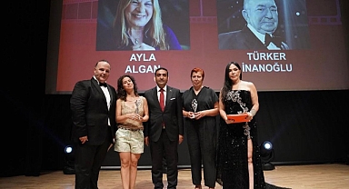 Film-San Vakfı için tasarlanan ödül heykelciği büyük beğeni topladı.