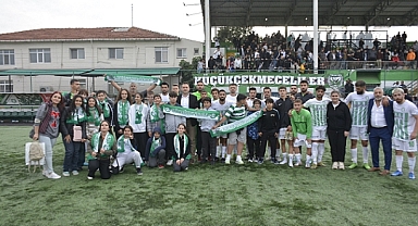 Küçükçekmecespor'dan Anlamlı Etkinlik: Özel Çocuklar İlk Kez Futbol Maçı Heyecanı Yaşadı