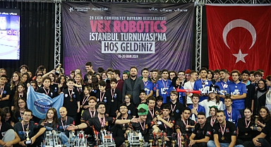 VEX Robotics İstanbul Turnuvası, Küçükçekmece'de teknoloji meraklısı gençleri bir araya getirdi