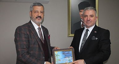 KSİAD'dan Yeşilay Küçükçekmece Şube Başkanı Hasan Değirmenci'ye Ziyaret
