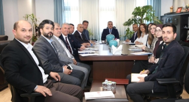 Küçükçekmece Kaymakamlığı'nda Bağımlılıkla Mücadele İçin Önemli Adım: İlçe Üst Kurul Toplantısı Gerçekleştirildi 