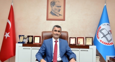 Küçükçekmece İlçe Milli Eğitim Müdürü Emin Çıkrıkçı’dan Eğitim Yılı Sonu Mesajı: “Canla Başla Emek Veren Herkese Teşekkür Ediyorum”