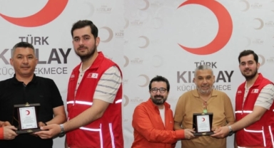 Küçükçekmece Kızılay’dan Bayram Öncesi Anlamlı Dokunuş: Gönüllüler Ödüllendirildi