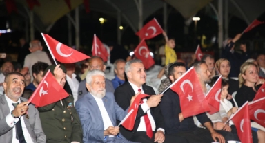 Küçükçekmece'de 15 Temmuz'un 9. Yılında Millet Tek Yürek Oldu