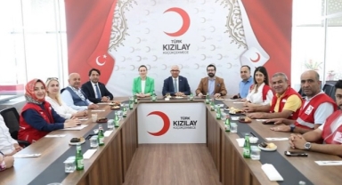 Küçükçekmece Kızılay Şubesi'ne Ankara'dan Takdir: “Tüm Ülkeye İlham Veriyor”
