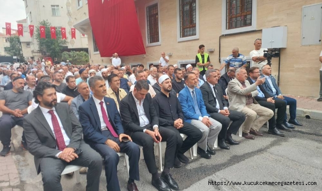 Mahalleden Alem-i İslam’a Hayırlı Hizmet: Tevhid Camii Açılışı