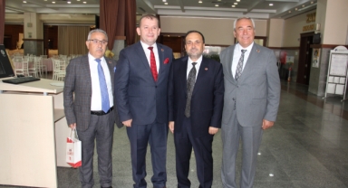 “Selami Aykut’tan Büyükşehirlerde Muhtarlık Kaldırma Tartışmalarına Sert Tepki” 