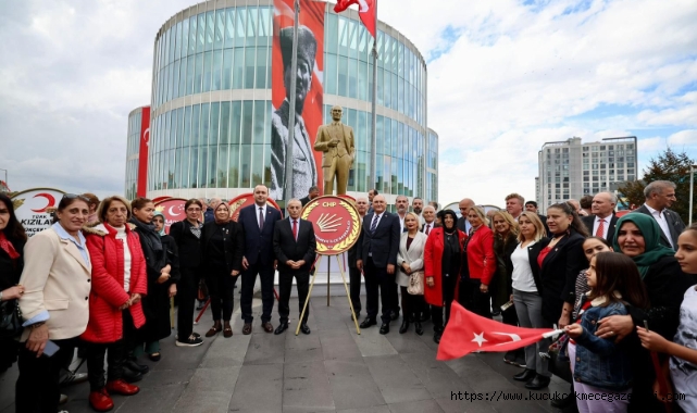 Küçükçekmece’de Cumhuriyet Coşkusu: 102. Yıl Gururla Kutlanıyor 