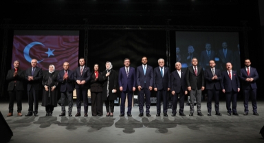 Küçükçekmece Dernekler Federasyonu (KÜDEF) ’in 5. Kültür Şölenine Binler Akın Etti