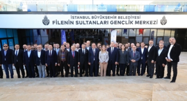 İBB’nin “Filenin Sultanları” Markası Büyüyor: Gençlik Merkezi Hizmete Açıldı