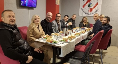 Duyarlı İnsanlar Platformu'ndan Basına Vefa: 10 Ocak'ta Kahvaltılı Buluşma 