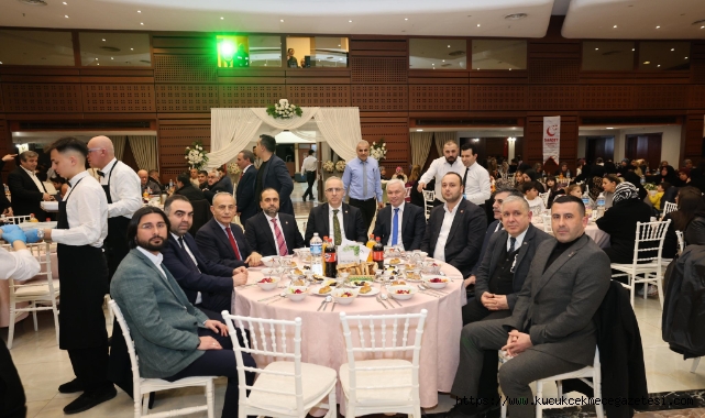 Küçükçekmece'de Saadet Partisi'nden Yoğun Katılımlı İftar Programı