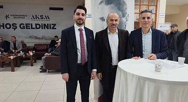 Bağcılar Yozgatlılar dernek başkanı Nuh ÖZTÜRK başkan İrfan ARSLAN'I tebrik etti