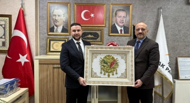 Küçükçekmece’de İş Birliği Mesajı: MHP ve AK Parti Bir Araya Geldi