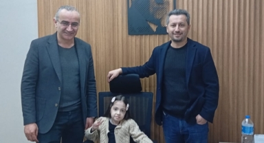 Merve Tekin için yeni bir sayfa: SMA'yı yendi, şimdi sıra skolyoz kifoz ameliyatında!