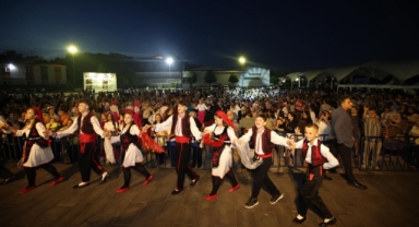 Küçükçekmece’de Balkan Kültürü Şalvar Festivaliyle Hayat Buldu